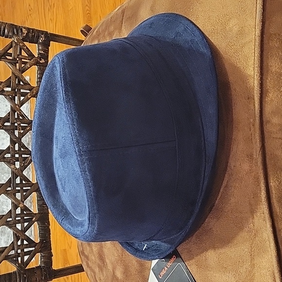 Hat - Picture 2 of 2